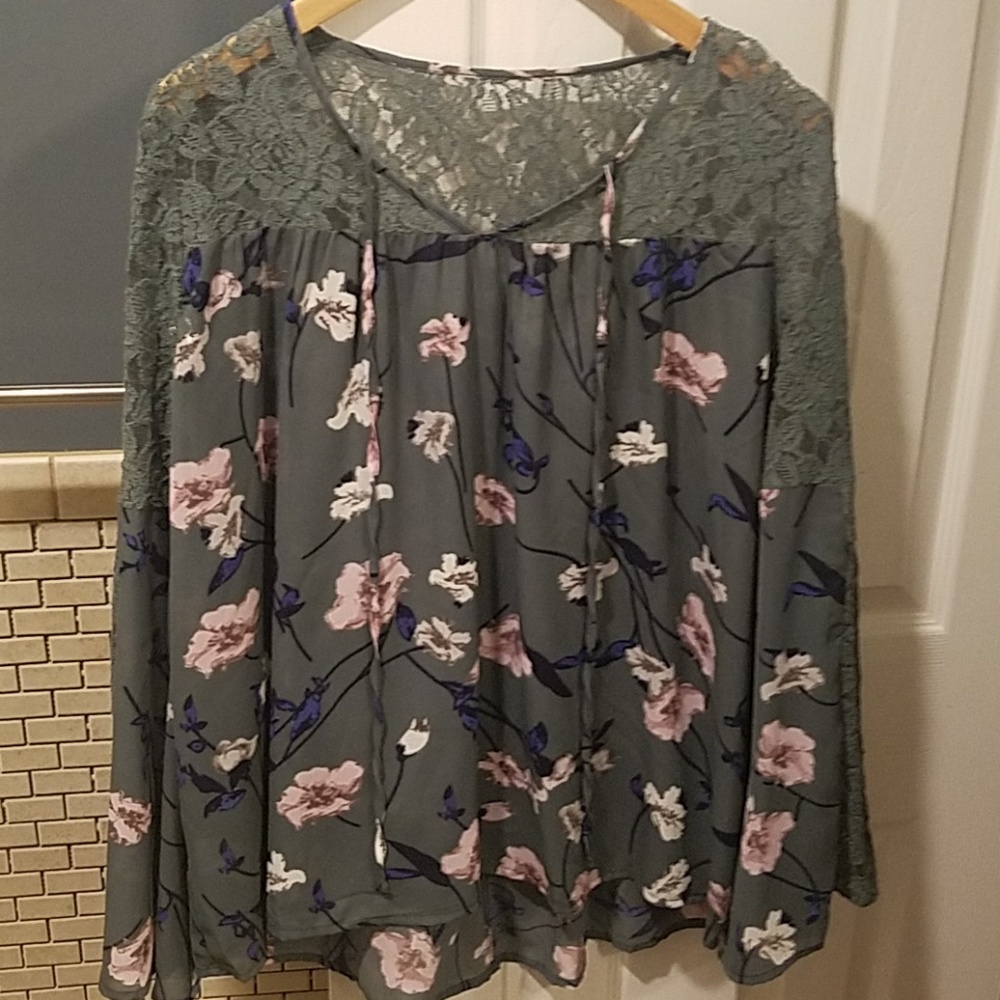 Olive floral bell sleeve top with lace detail